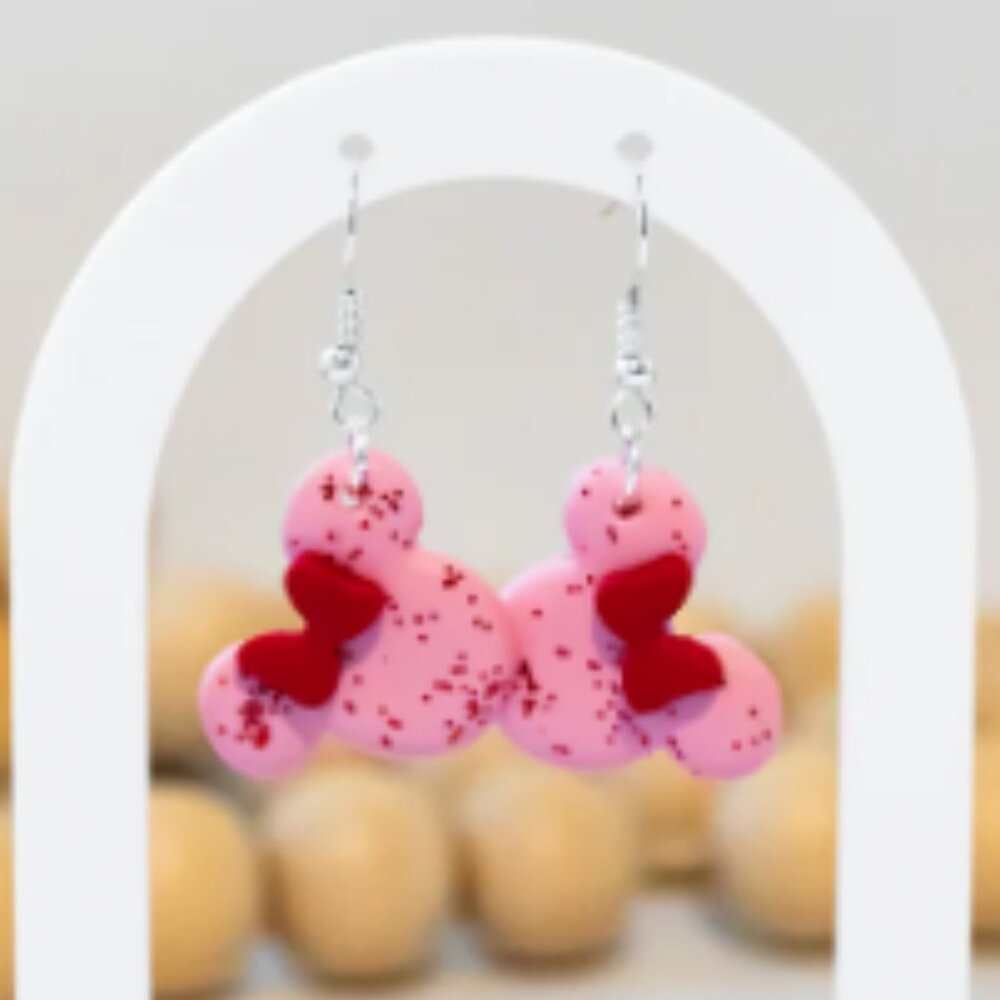 Valentine Micky Mouse.. Minnie Mouse Dangle Earrings... Disney